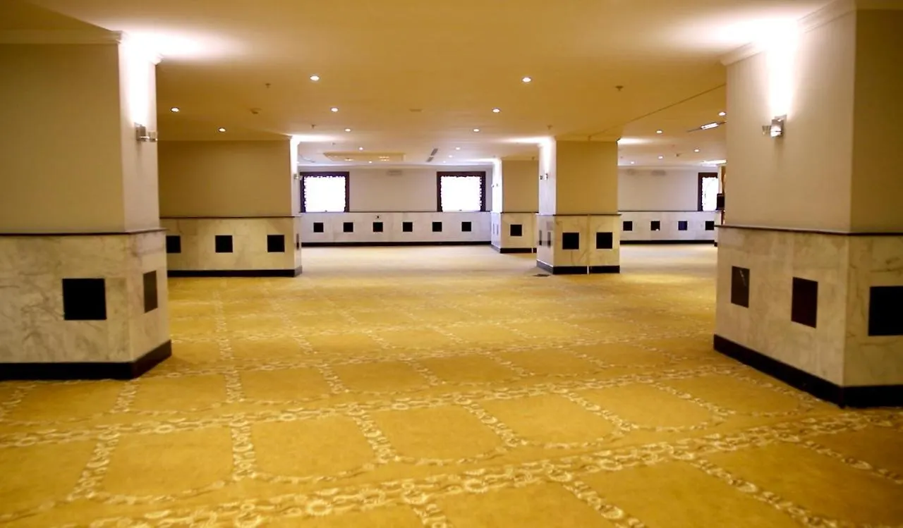 الفجر البديع Mekka
